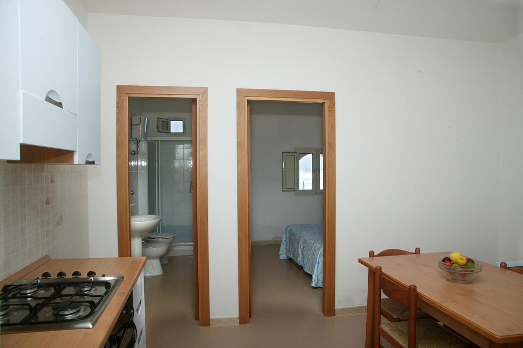 One-Bedroom Apartment,434983911:JPEG